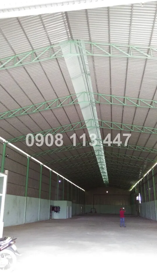 ban gap kho xuong cuc dep 1000m 2 nam tren duong dai lo dong tay noi dai