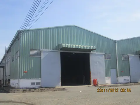 cho thue nha xuong dien tich dep gia re lh 0989 632 124