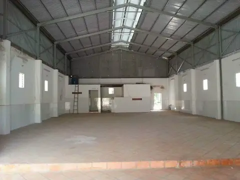 cho thue kho xuong dien tich 220m2 khu vuc gia lam gia 8tr thang lh 0981797985