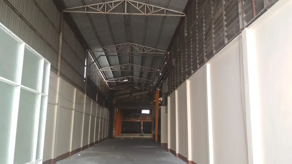 cho thue nha xuong gan 2 000m2 mat tien phan van hon quan 12 gia re nhat khu vuc