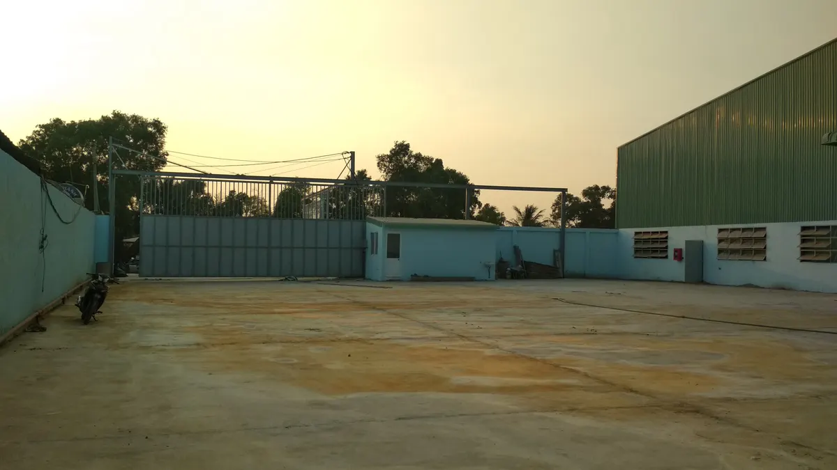 can cho thue nha xuong moi duong ho van long binh tan dien tich 6 000m2 khu logistics
