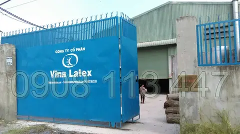 ban gap nha xuong duong tinh lo 10 gan kcn le minh xuan gia 55 ty