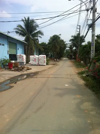 ban nha xuong dang san xuat tai quan 12 giao thong voi quoc lo 1a