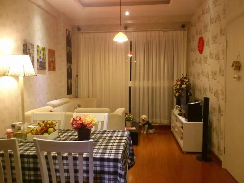 can ho gan cho pham the hien 800tr can 2pn lh 0122 308 3229