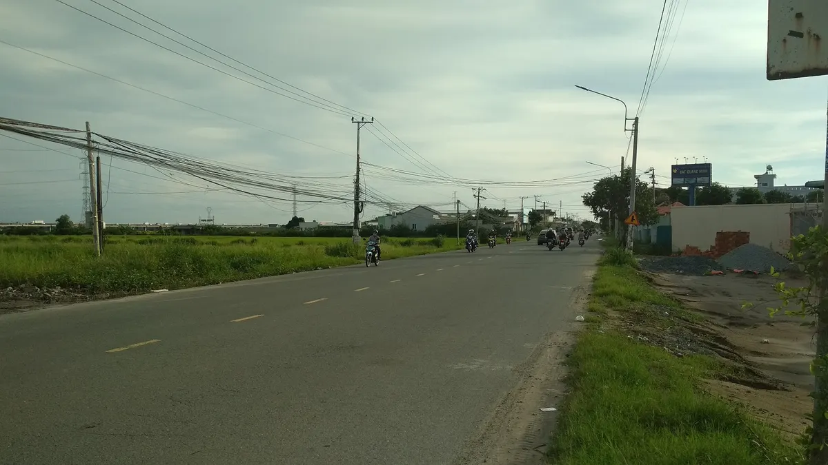 cho thue nha xuong moi xay 6 000m2 trong cum kho xuong 1 3ha long an gia re khu vuc