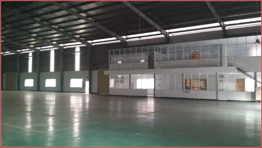 cho thue kho xuong 2 mat tien duong xuan thoi son hoc mon dien tich 2 500m2 gia tot khu hoc mon