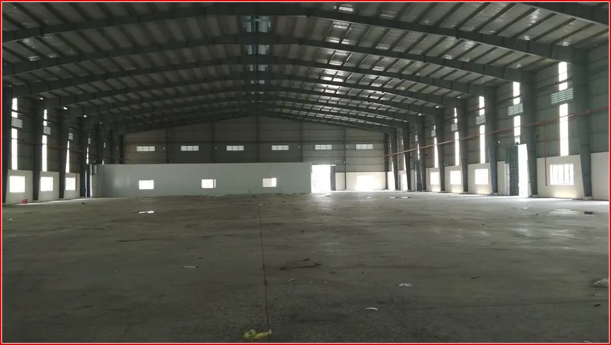 can cho thue kho xuong mat tien quoc lo 1a dien tich 3 000m2 gia canh canh khu vuc hoc mon