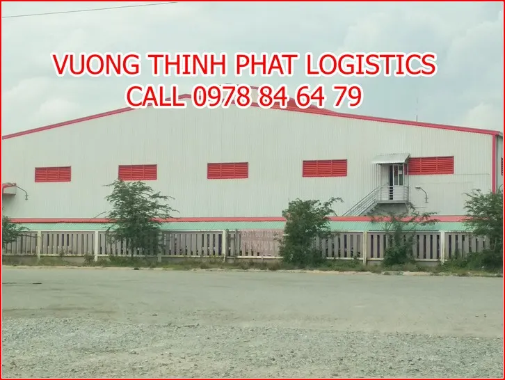 nha xuong 3 000m2 container 24h giap nguyen van qua quoc lo 1a gia re