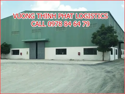 nha xuong 3 000m2 container 24h giap nguyen van qua quoc lo 1a gia re