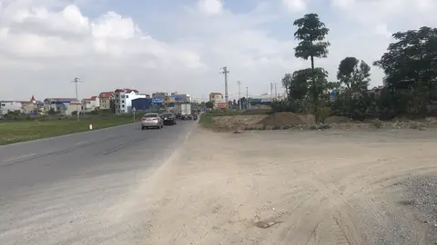ban khoxuong 1 6ha mat duong ql 5